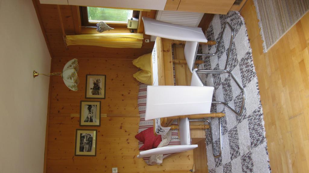 Hexenhaus Apartamento Hüttau Quarto foto