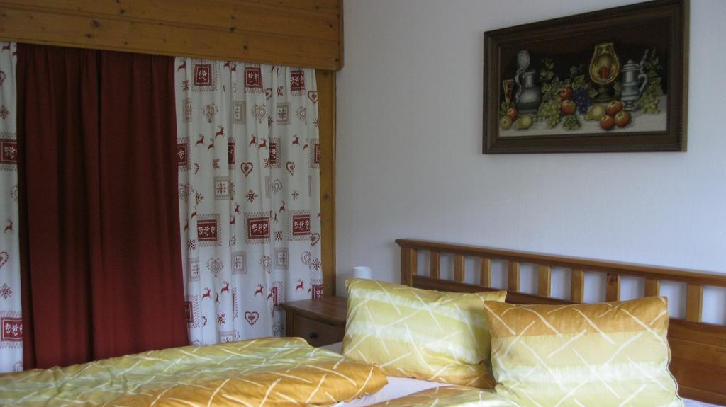 Hexenhaus Apartamento Hüttau Quarto foto